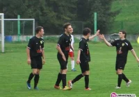 Świąteczny czwartek na piłkarskich boiskach - zdjęcie główne