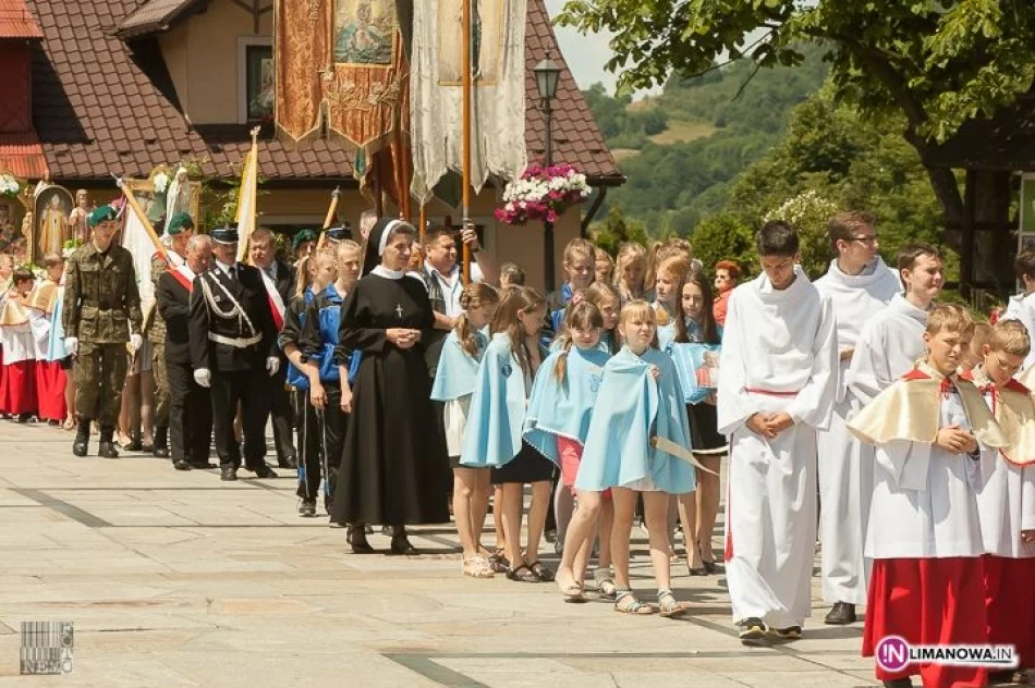 Procesja Bożego Ciała w Tymbarku 2014 - zdjęcie 15