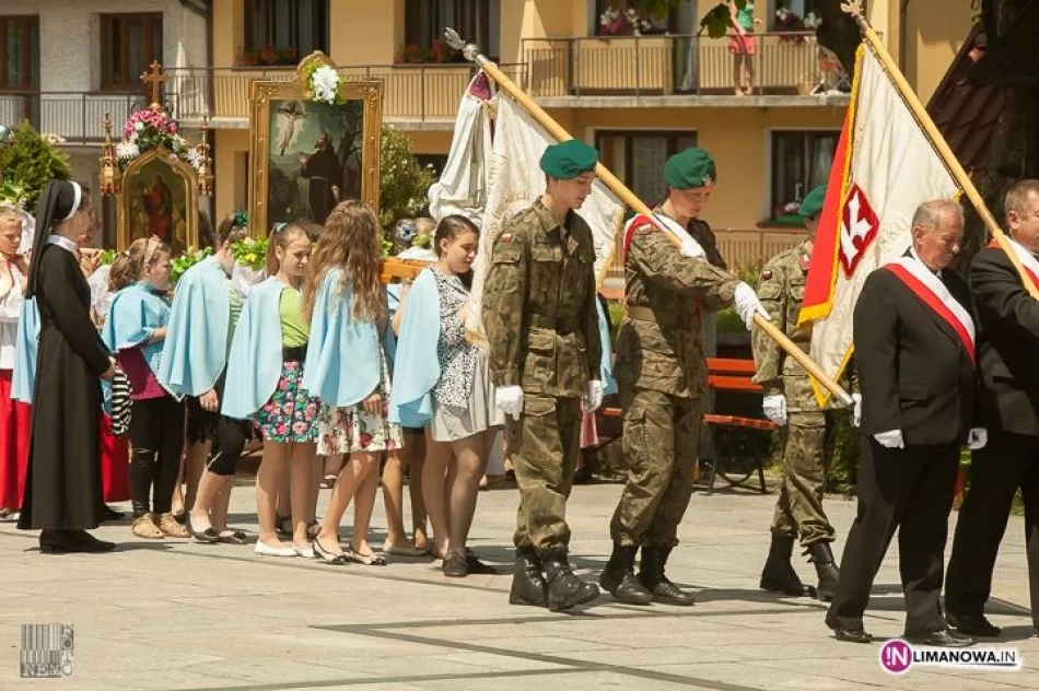 Procesja Bożego Ciała w Tymbarku 2014 - zdjęcie 20