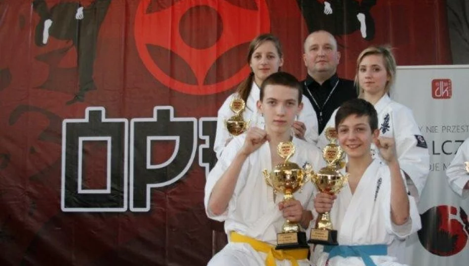 Zdobyli puchary na Karate Kyokushin - Warsaw Open – 2013 - zdjęcie 1