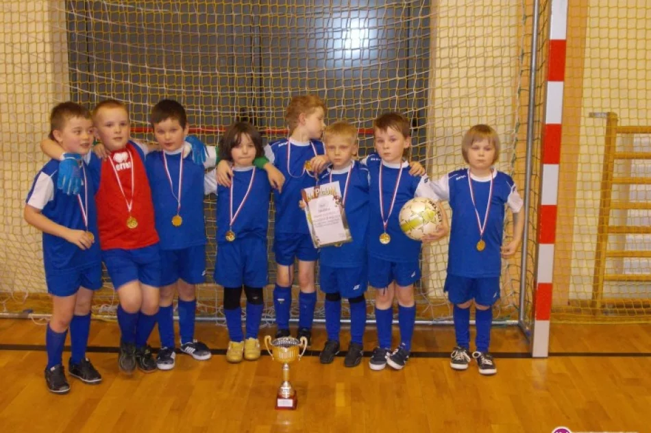 Drużyna żaków Orkana walczyła w Wiśniowej - zdjęcie 2