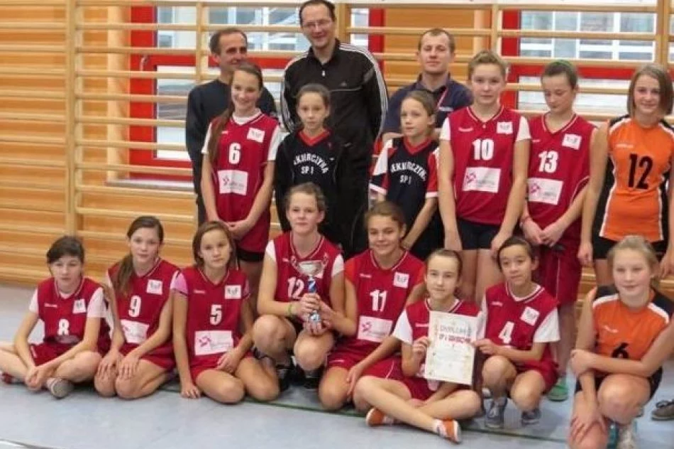 Siekierczyna najlepsza w mini koszykówce - zdjęcie 3