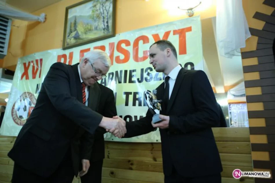 Gala XVI Plebiscyctu na "Najpopularniejszego piłkarza i trenera piłki nożnej Ziemi Limanowskiej 2013" - zdjęcie 11