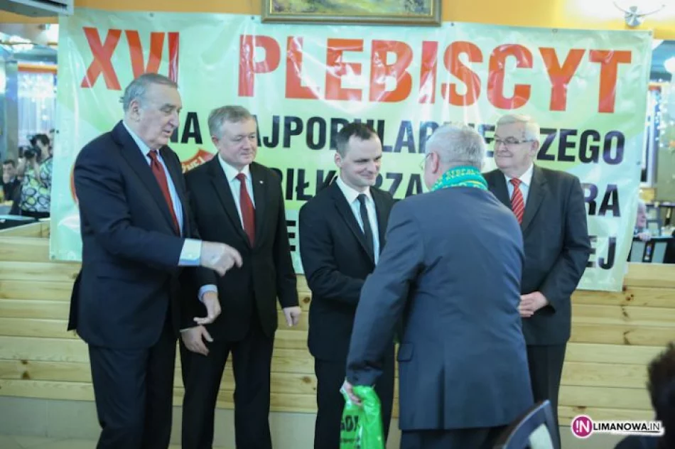 Gala XVI Plebiscyctu na "Najpopularniejszego piłkarza i trenera piłki nożnej Ziemi Limanowskiej 2013" - zdjęcie 13