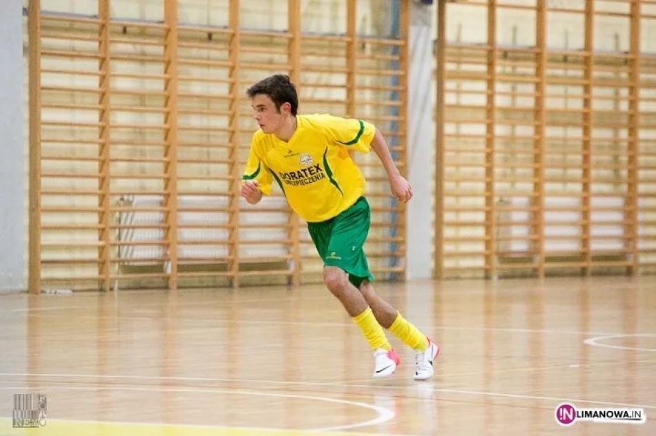W piątek rusza Limanowska LIGA FUTSALU /kat. +30 lat/ - zdjęcie 4