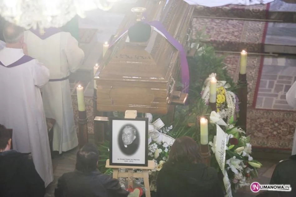 Pogrzeb śp. ks. prałata Jana Wątroby - zdjęcie 6