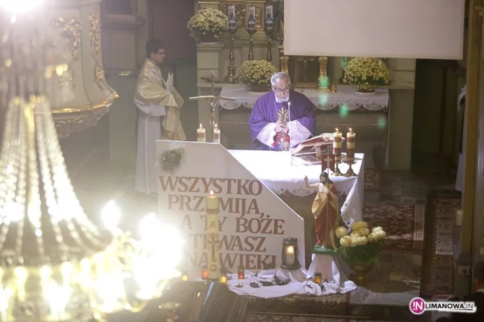 Pogrzeb śp. ks. prałata Jana Wątroby - zdjęcie 7