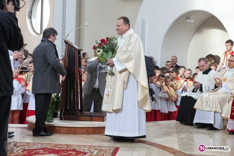 Poświęcenie nowego kościoła w Słopnicach - zdjęcie 4