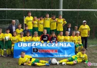 Agencja Ubezpieczeniowa DORATEX sponsorem drużyny trampkarzy - zdjęcie główne