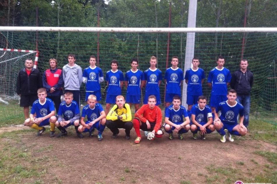 Agencja Ubezpieczeniowa DORATEX sponsorem drużyny trampkarzy - zdjęcie 3