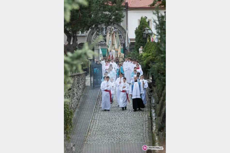 Prymas Polski na zkończeniu Wielkiego Odpustu w Limanowej - zdjęcie 11