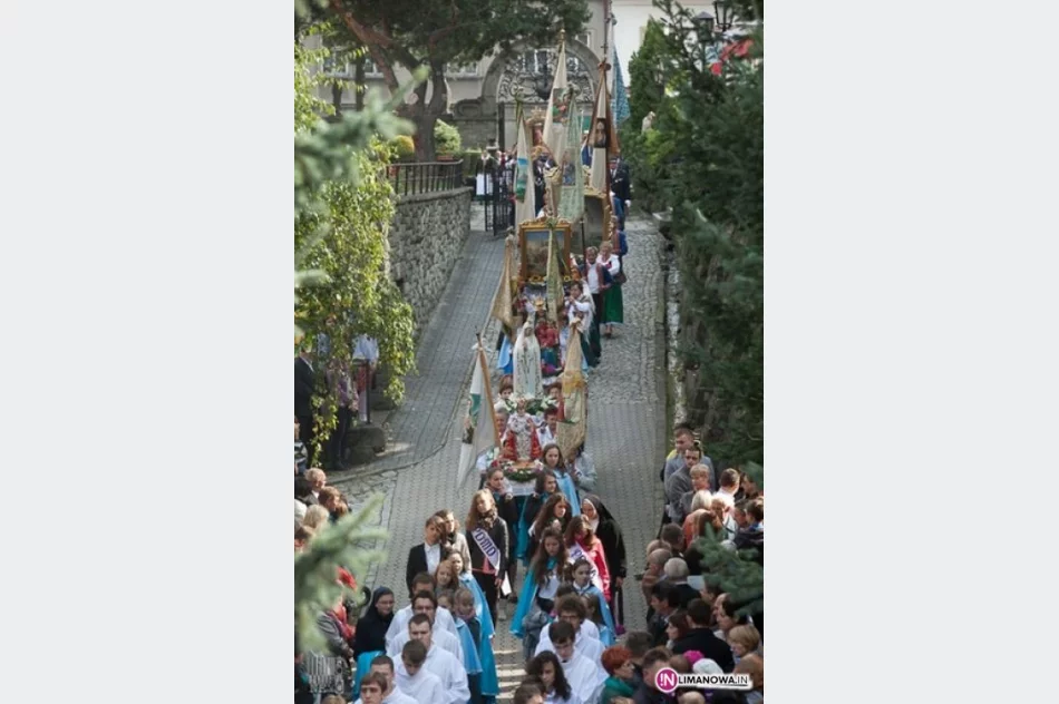 Prymas Polski na zkończeniu Wielkiego Odpustu w Limanowej - zdjęcie 16