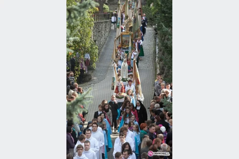 Prymas Polski na zkończeniu Wielkiego Odpustu w Limanowej - zdjęcie 17
