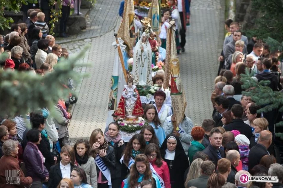 Prymas Polski na zkończeniu Wielkiego Odpustu w Limanowej - zdjęcie 19