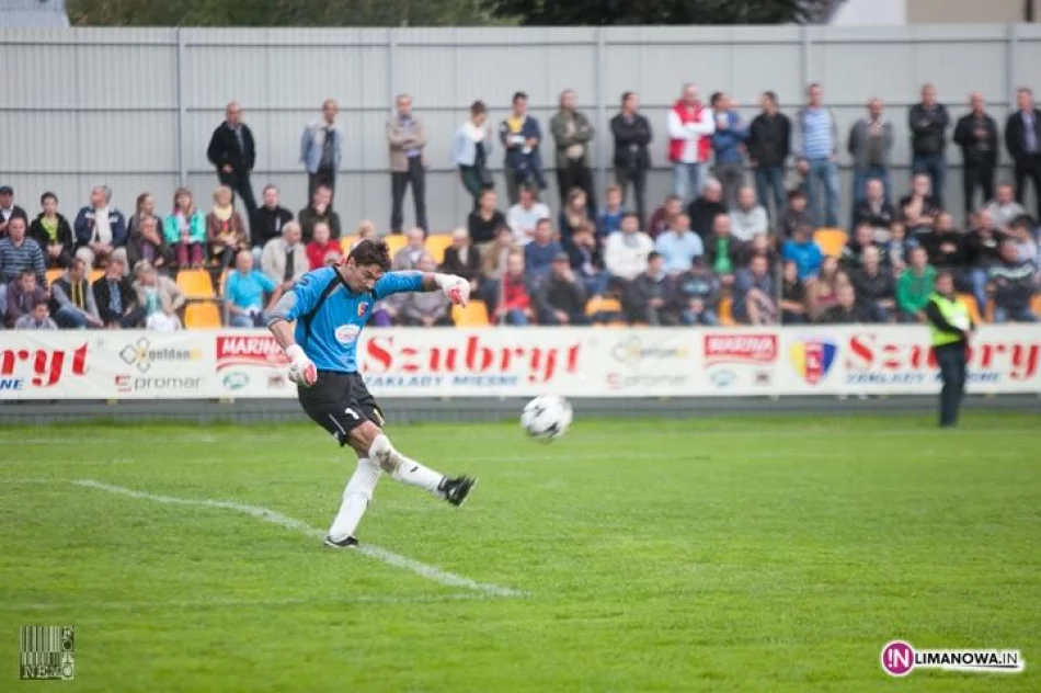 Limanovia Szubryt Limanowa - Świt Nowy Dwór Mazowiecki 2013/2014 - zdjęcie 6