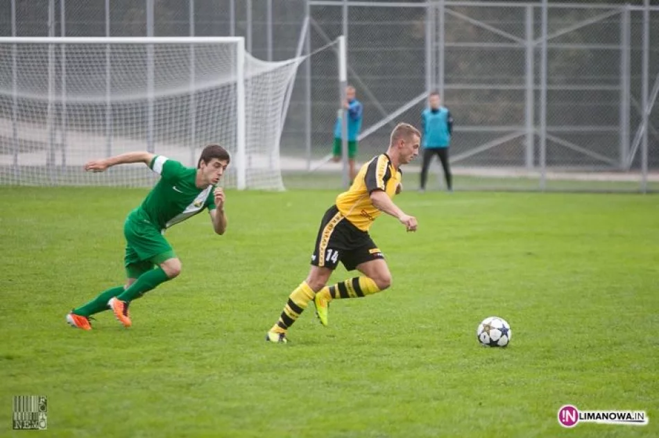 Limanovia Szubryt Limanowa - Świt Nowy Dwór Mazowiecki 2013/2014 - zdjęcie 10