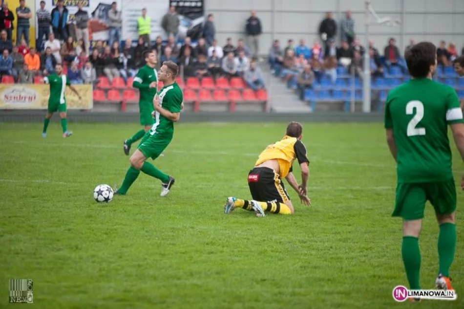 Limanovia Szubryt Limanowa - Świt Nowy Dwór Mazowiecki 2013/2014 - zdjęcie 20