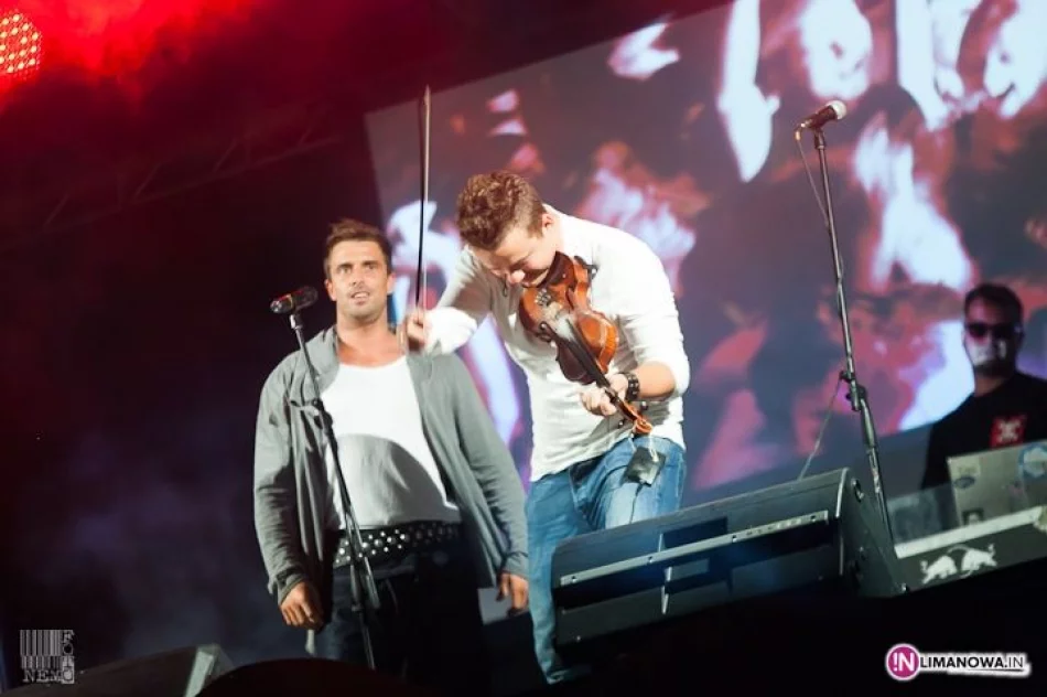 Koncert zespołu Future Folk na Pikniku Gminy w Pisarzowej - zdjęcie 13