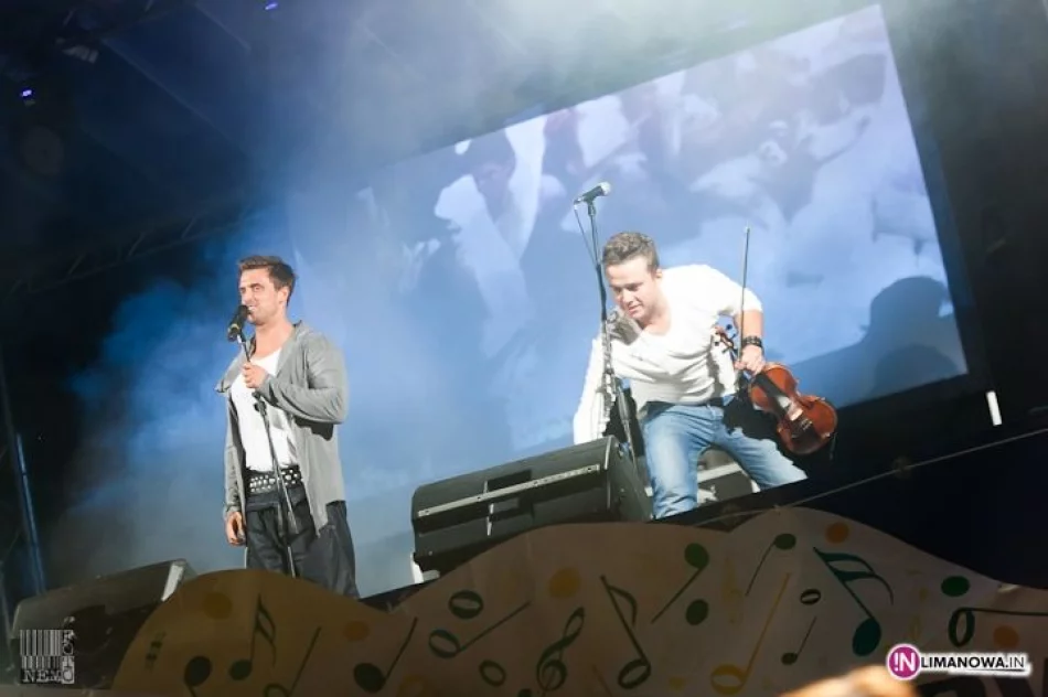 Koncert zespołu Future Folk na Pikniku Gminy w Pisarzowej - zdjęcie 14