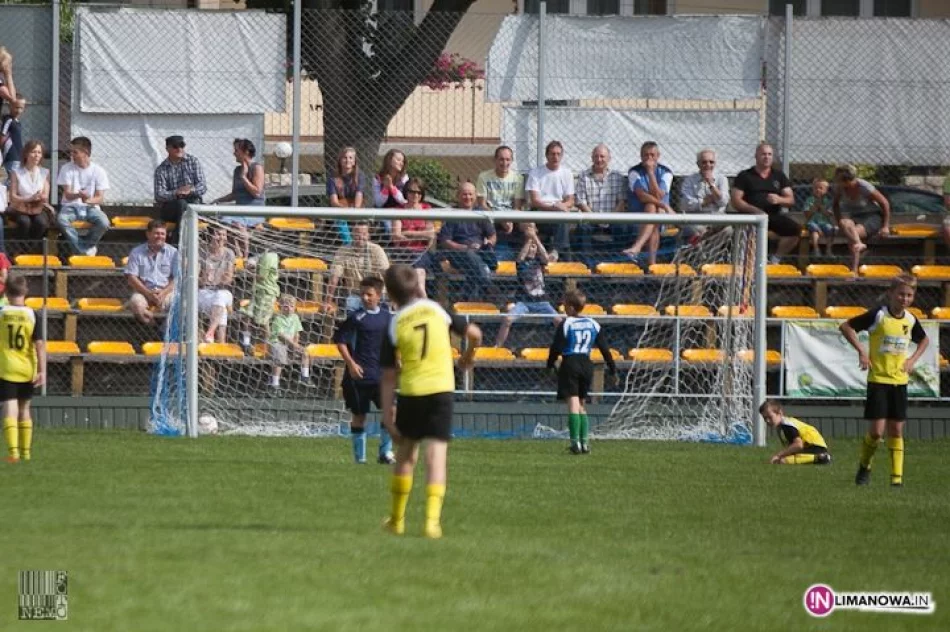 Świętowano awans Limanovii do II ligi - zdjęcie 10