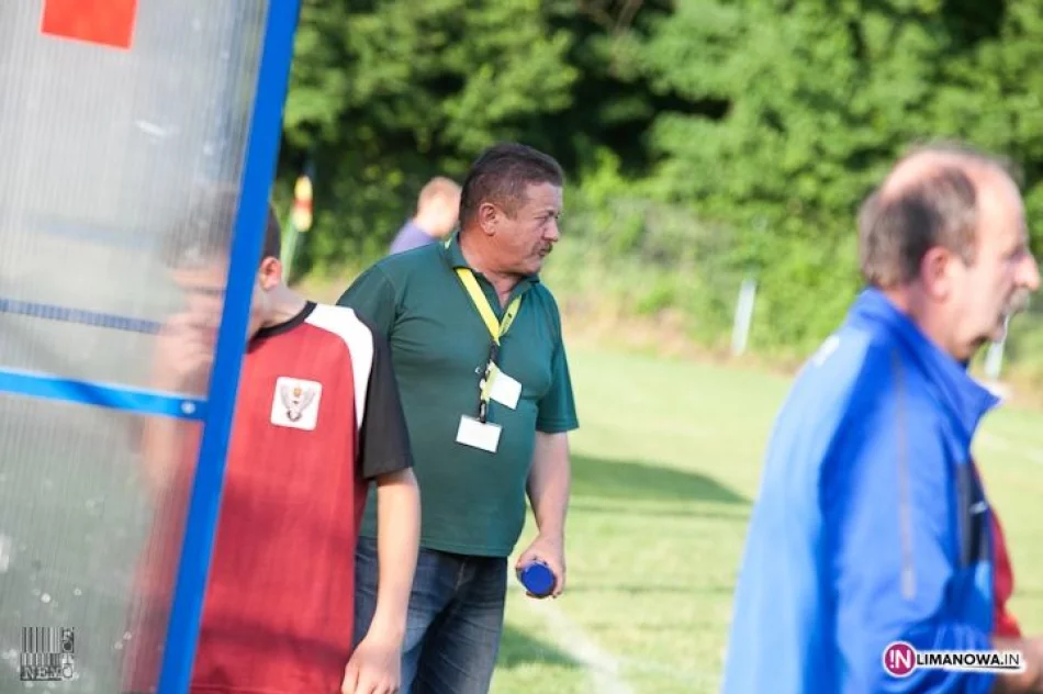 Juniorzy Sokoła remisują na zkończenie sezonu 2012/2013 - zdjęcie 17