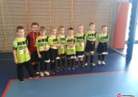 Świetny występ w piłkarskiej kategorii skrzatów - zdjęcie główne