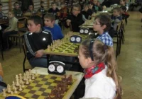 Młodzi szachiści o mistrzostwo w powiecie - zdjęcie główne