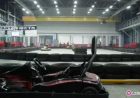 Bolidem pod dachem - zdjęcie główne