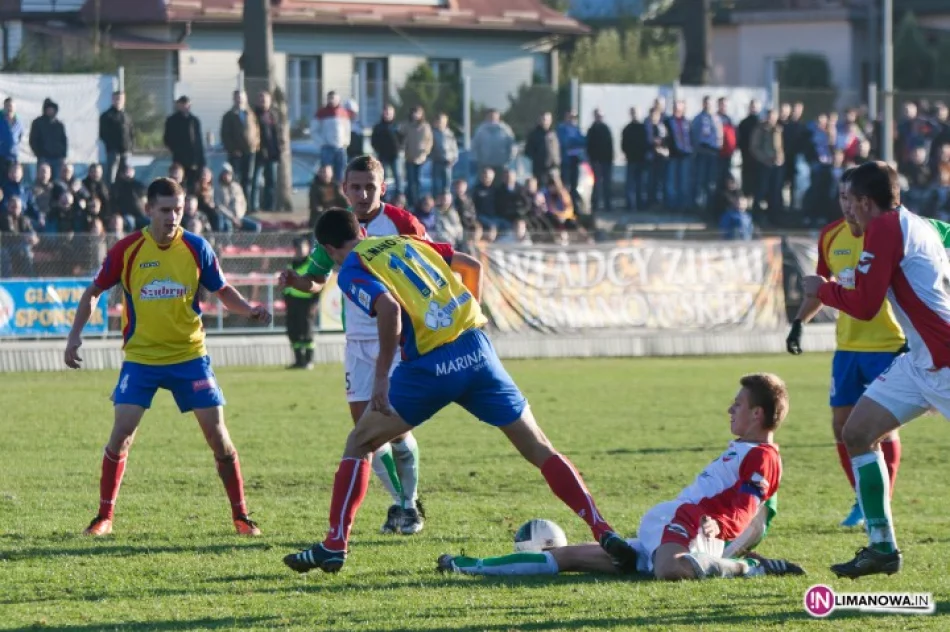 Kolorowy mecz: bardzo groźny Przebój, rewelacyjny Pietrzak. - zdjęcie 4