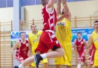 Dobrze w ataku, słabo w obronie - zdjęcie główne