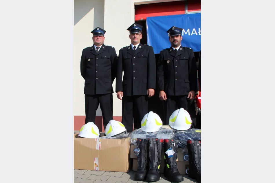 Nowy sprzęt ratowniczy dla pięciu jednostek OSP oraz modernizacja remizy OSP Wysokie - zdjęcie 6