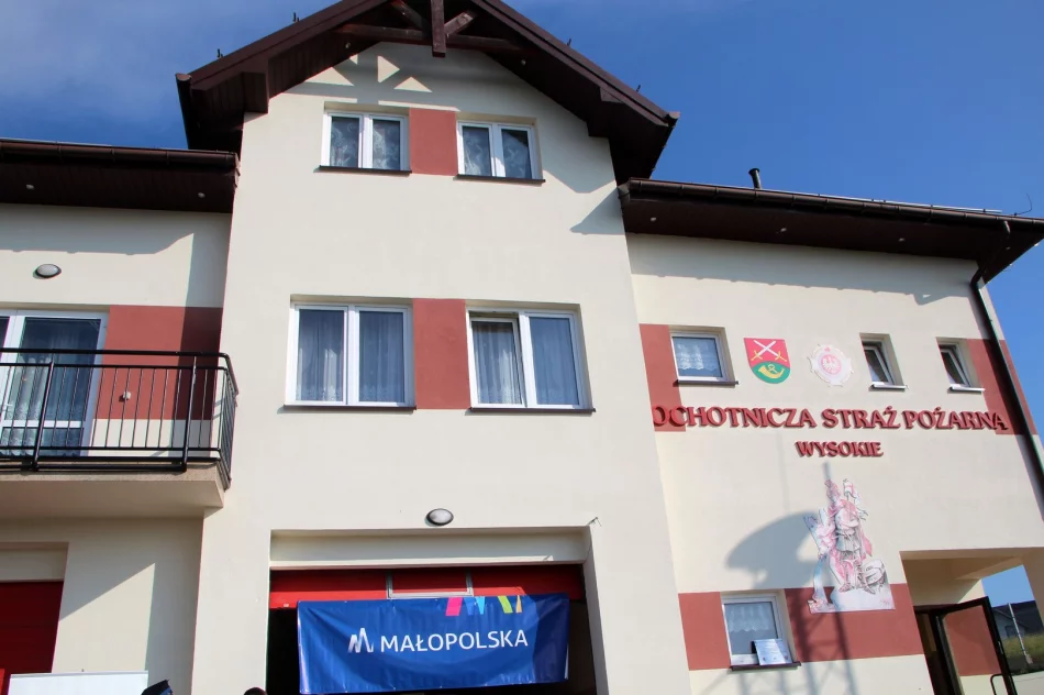 Nowy sprzęt ratowniczy dla pięciu jednostek OSP oraz modernizacja remizy OSP Wysokie - zdjęcie 7