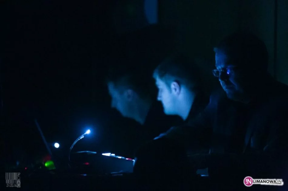 "Pójdź za mną" - Męka Pańska w Mszanie Dolnej - zdjęcie 2