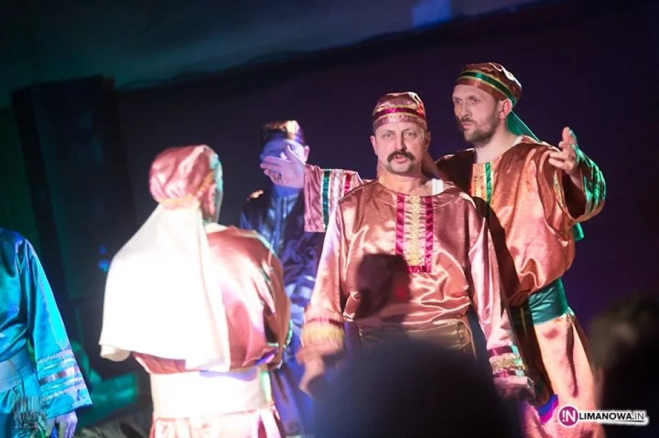 "Pójdź za mną" - Męka Pańska w Mszanie Dolnej - zdjęcie 14