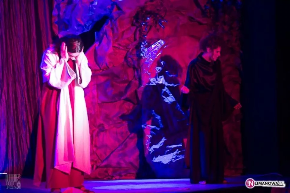 "Pójdź za mną" - Męka Pańska w Mszanie Dolnej - zdjęcie 16