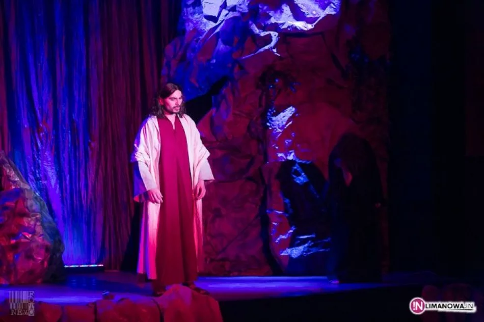 "Pójdź za mną" - Męka Pańska w Mszanie Dolnej - zdjęcie 19