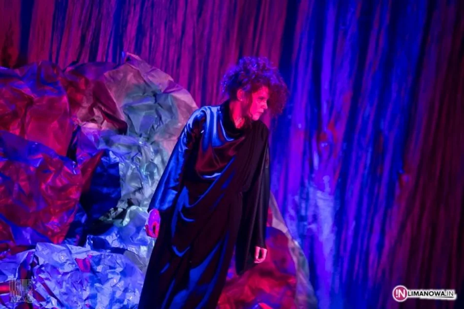 "Pójdź za mną" - Męka Pańska w Mszanie Dolnej - zdjęcie 20