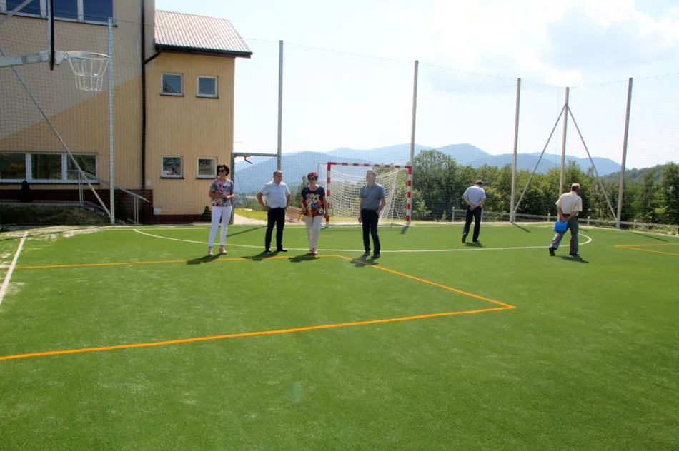 Mordarka, Pasierbiec i Kłodne mają nowe boiska sportowe  - zdjęcie 14
