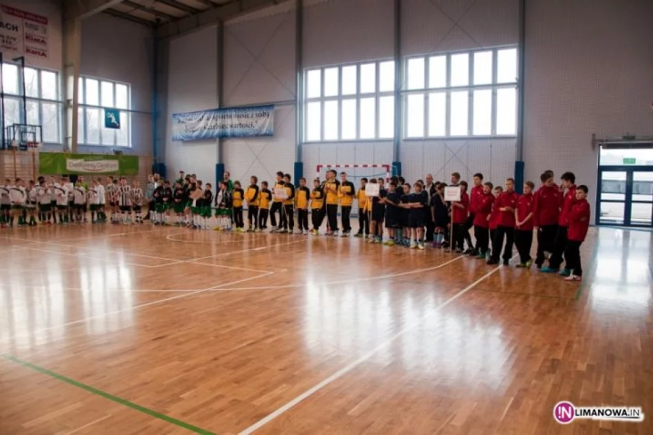 Międzynarodowy Turniej Piłkarski o Puchar Prezesa Firmy Elektrical - zdjęcie 3