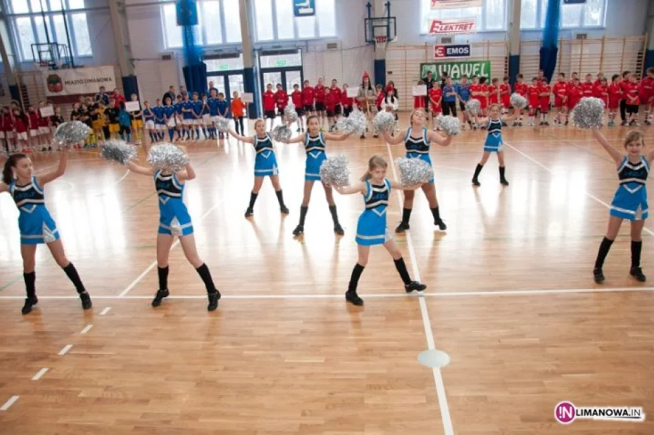 Międzynarodowy Turniej Piłkarski o Puchar Prezesa Firmy Elektrical - zdjęcie 7