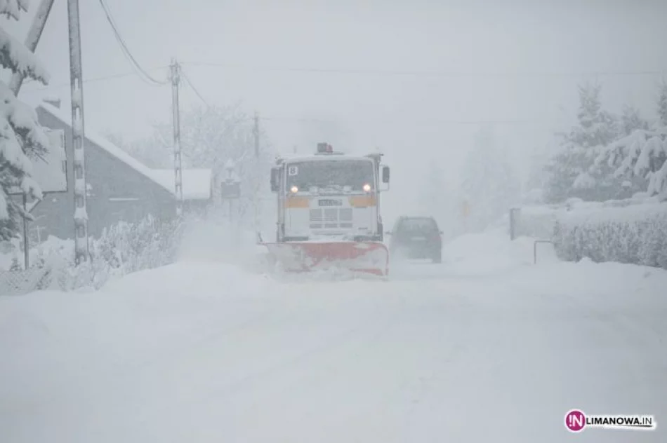 Intensywne opady śniegu w regionie - zdjęcie 19