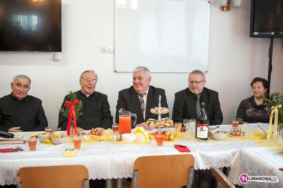 Otwarcie świetlicy wiejskiej w Zamieściu - zdjęcie 18