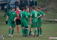 Czołowa drużyna pokonana - zdjęcie główne