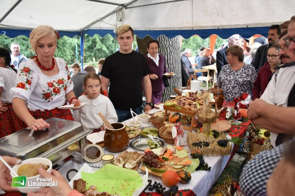 Jubileuszowe owocobranie w Łukowicy - zdjęcie 6