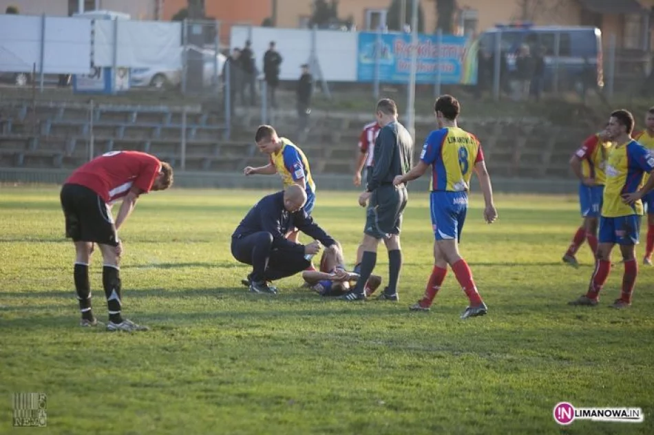 Limanovii Szubryt Limanowa - Beskid Andrychów 2012/2013 - zdjęcie 17