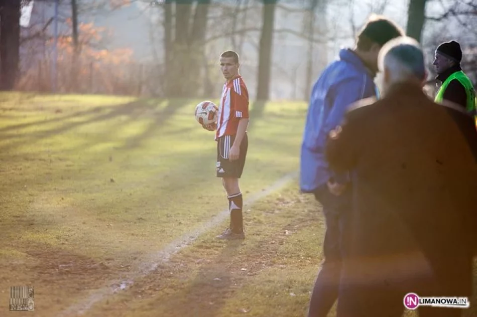 Limanovii Szubryt Limanowa - Beskid Andrychów 2012/2013 - zdjęcie 18