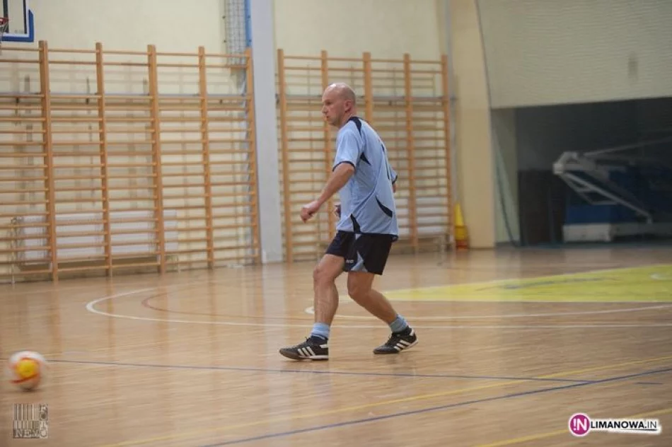 FUTSALIMA - kolejka nr 1 /+30/ - zdjęcie 10