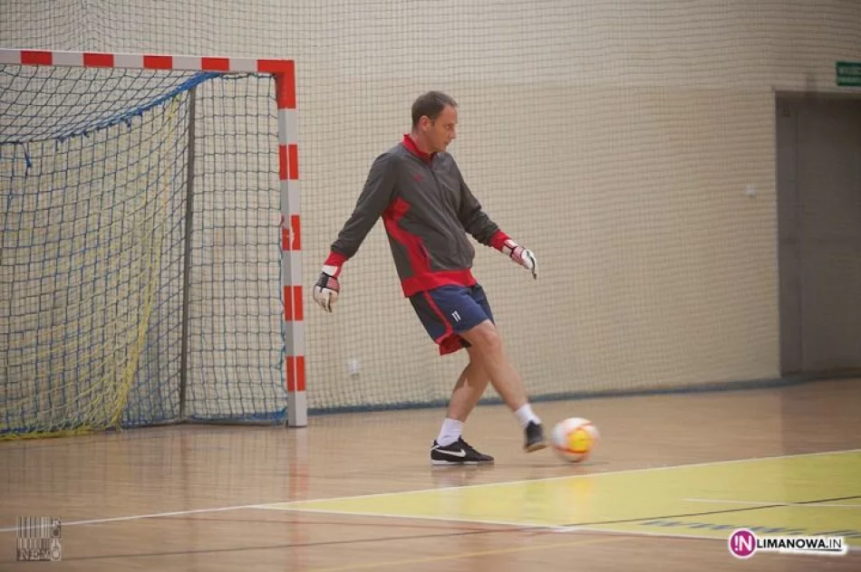FUTSALIMA - kolejka nr 1 /+30/ - zdjęcie 11