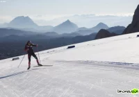 Złamany kijek i Kryształowa Kula - zdjęcie główne