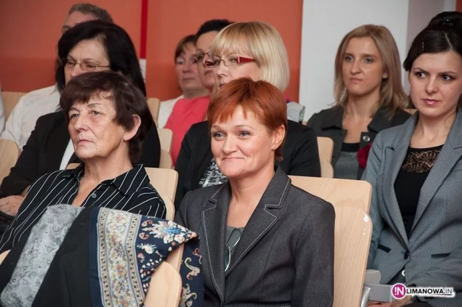 Dzień Nauczyciela w Gminie Tymbark 2012 - zdjęcie 13